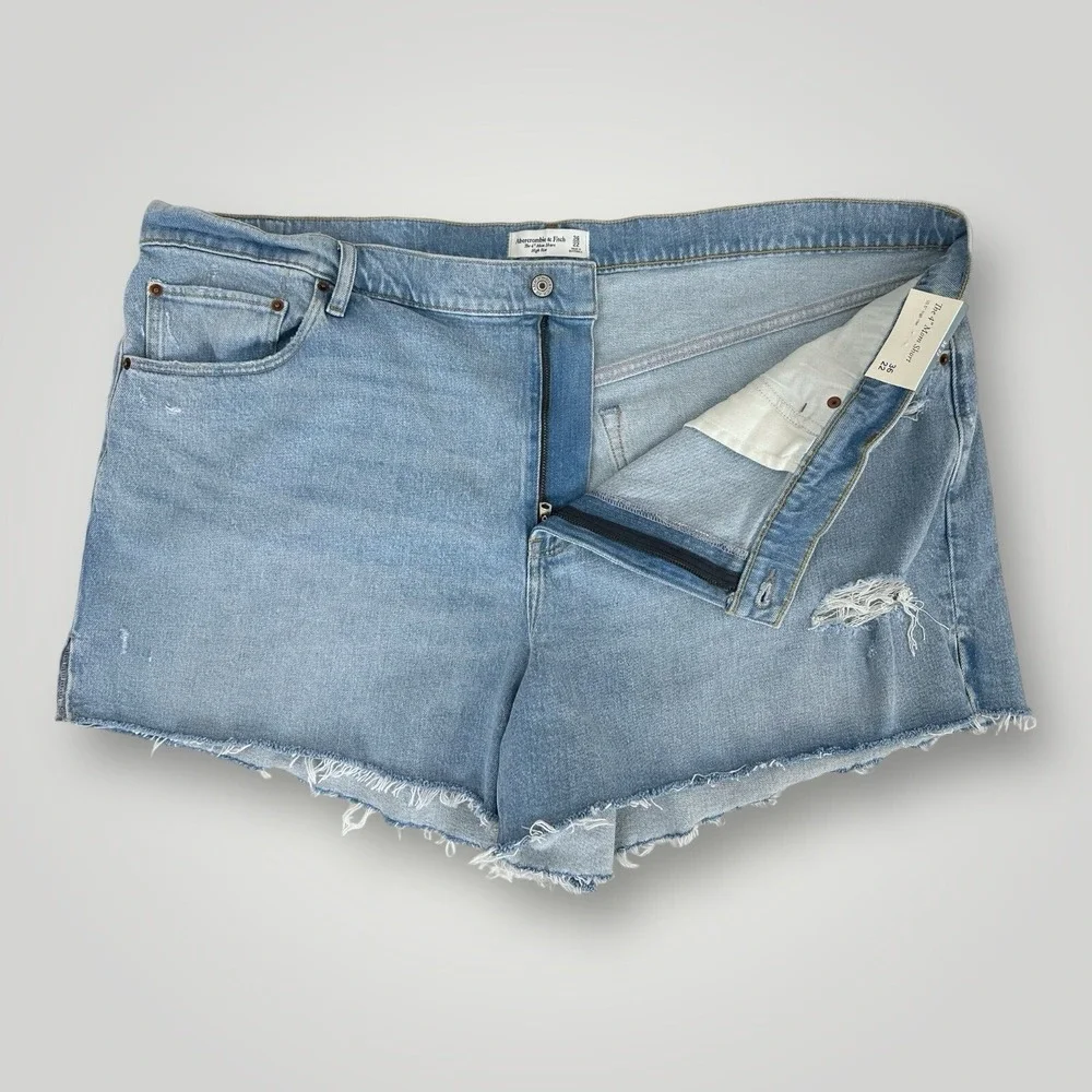 Abercrombie & Fitch new tags